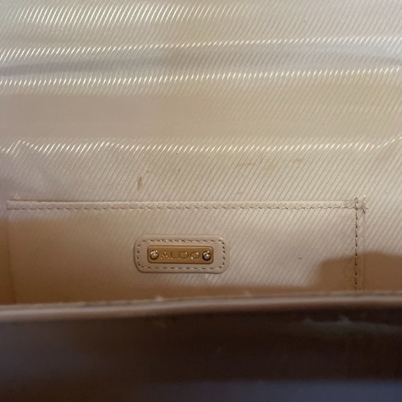 Guess Tan Slingback Heels Size 9 with Matching Tan Clutch - Picture 5 of 5